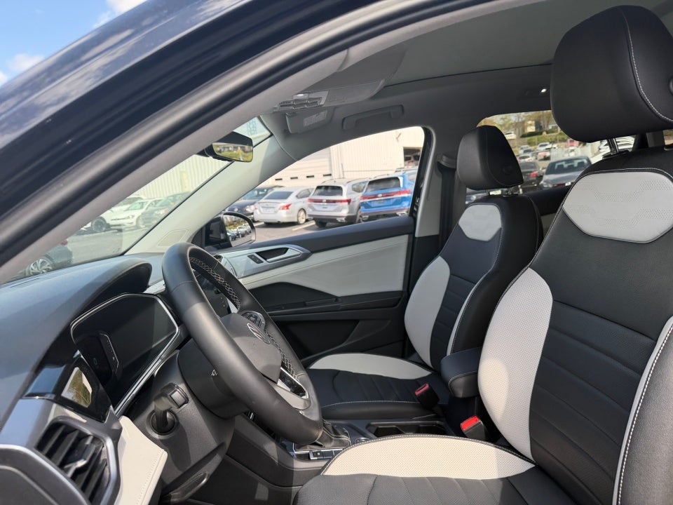 2025 Volkswagen Taos 1.5T SEL