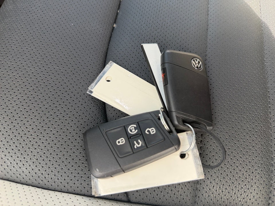 2025 Volkswagen Taos 1.5T SEL