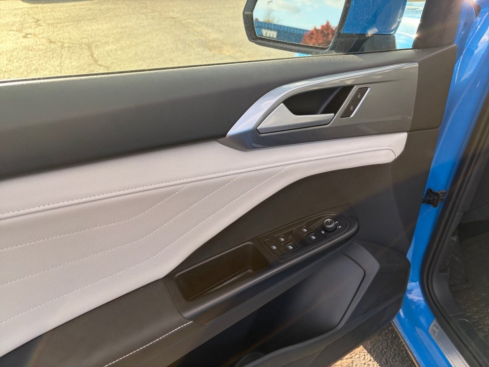 2025 Volkswagen Taos 1.5T SEL