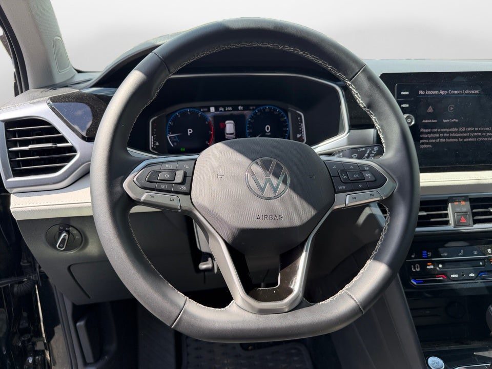2025 Volkswagen Taos 1.5T SEL