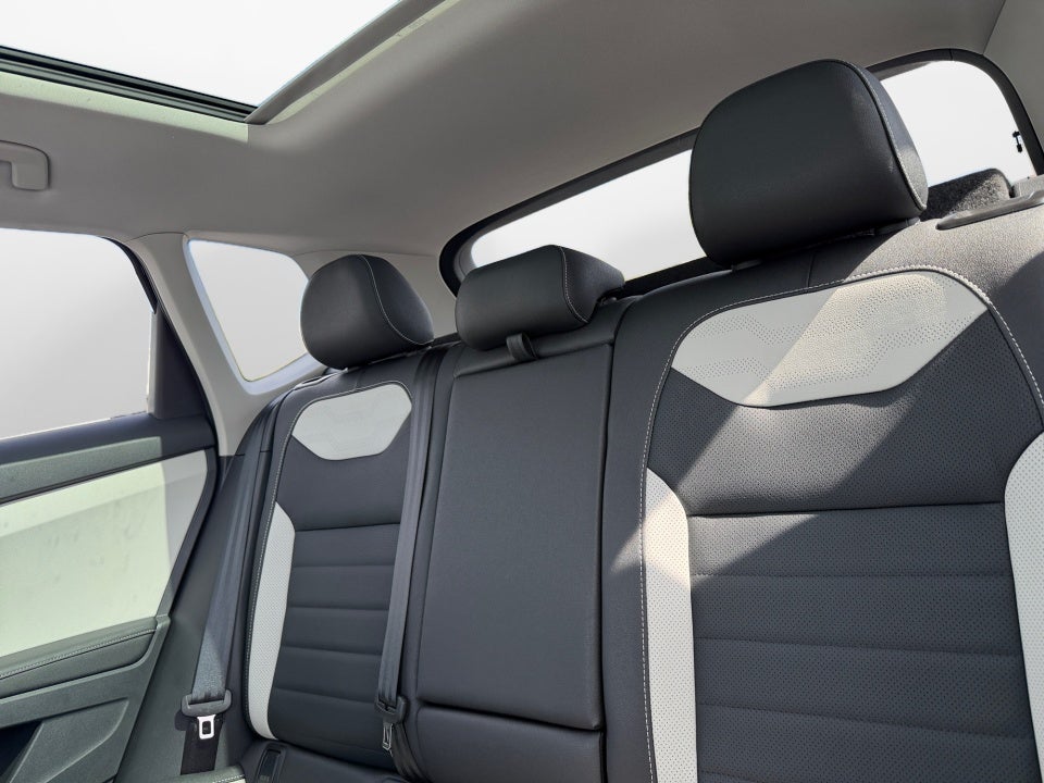 2025 Volkswagen Taos 1.5T SEL