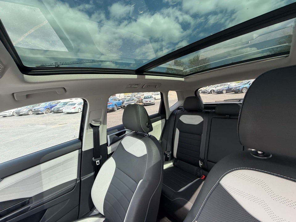 2025 Volkswagen Taos 1.5T SEL