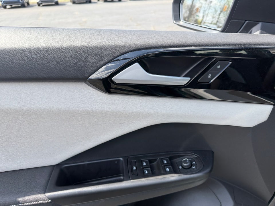 2025 Volkswagen Taos 1.5T S