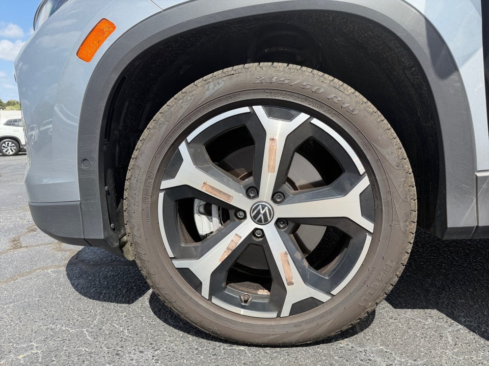 2025 Volkswagen Tiguan 2.0T SE