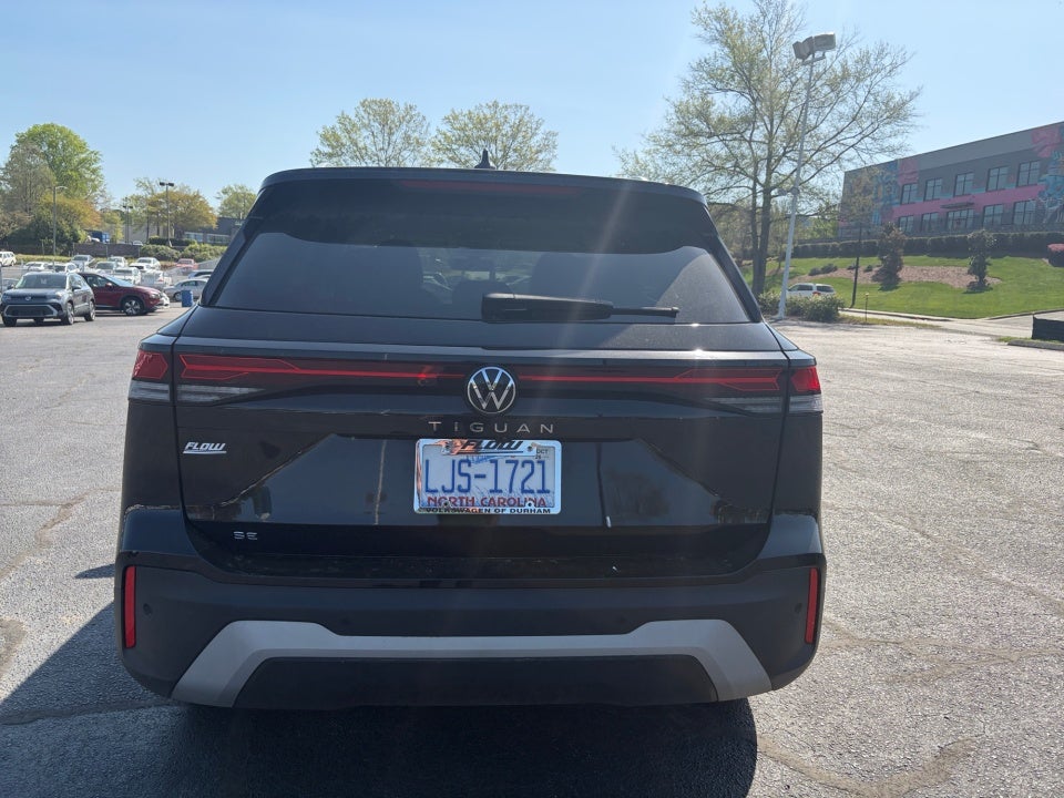 2025 Volkswagen Tiguan 2.0T SE
