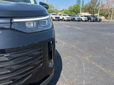 2025 Volkswagen Tiguan 2.0T SE