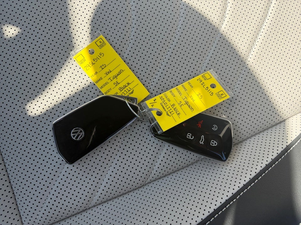 2025 Volkswagen Tiguan 2.0T SE