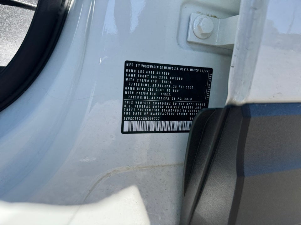 2025 Volkswagen Taos 1.5T SE