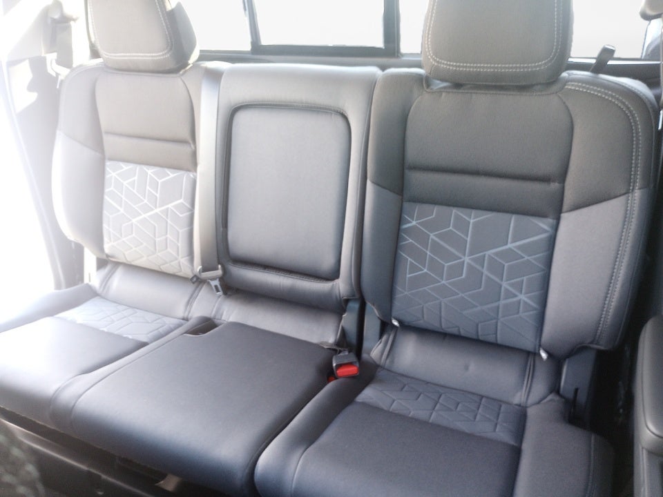 2026 Nissan Frontier Crew Cab SV 4x2