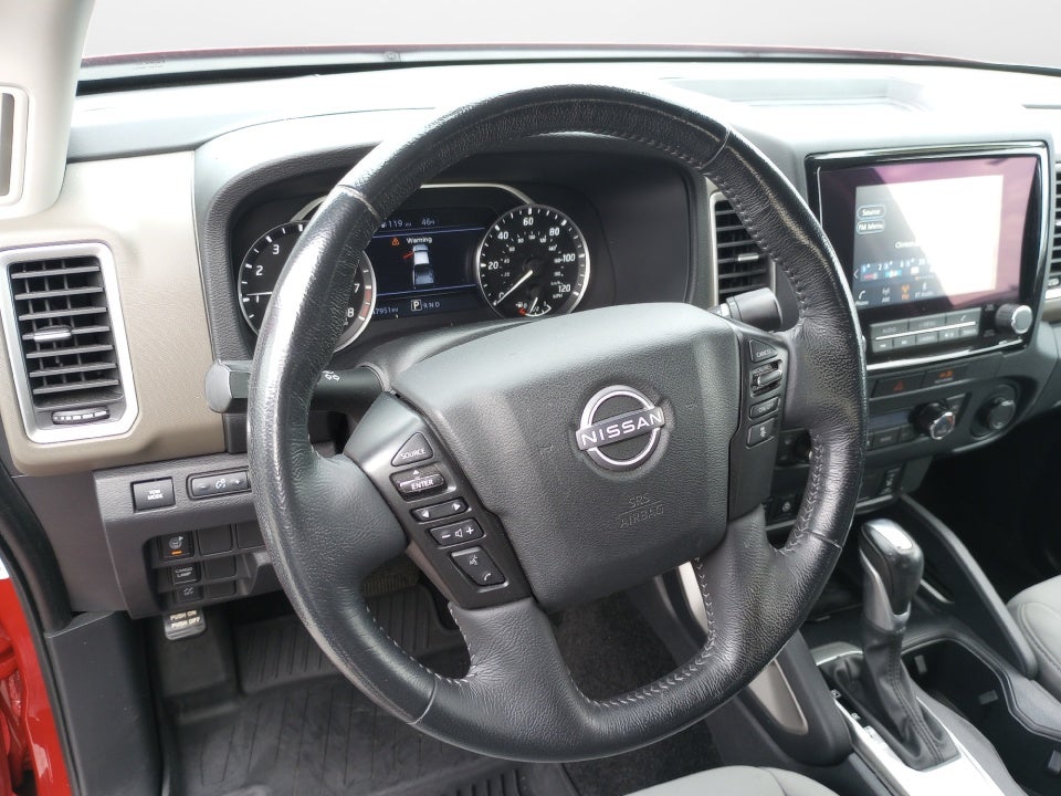 2022 Nissan Frontier Crew Cab SV 4x2