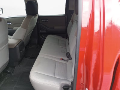 2022 Nissan Frontier Crew Cab SV 4x2