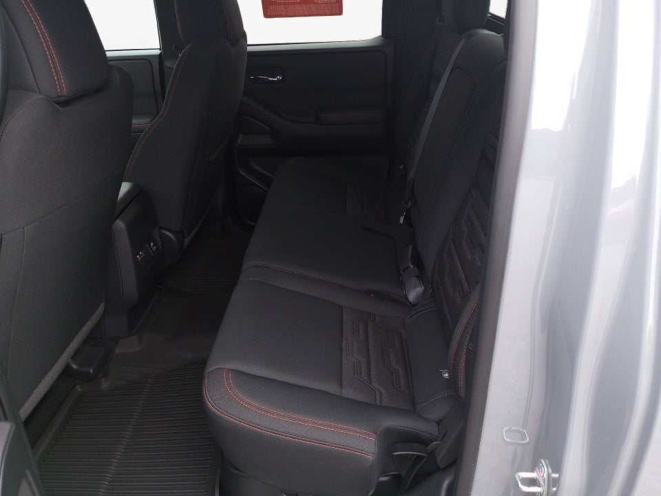 2023 Nissan Frontier Crew Cab PRO-4X 4x4