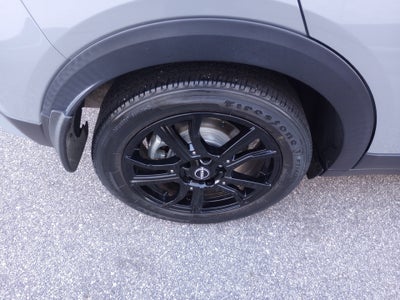 2023 Nissan Kicks SR Xtronic CVT