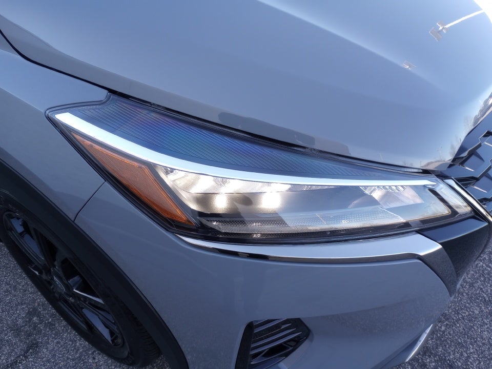 2023 Nissan Kicks SR Xtronic CVT