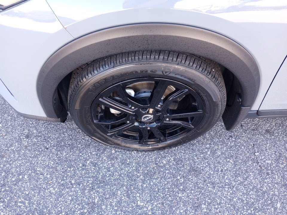 2023 Nissan Kicks SR Xtronic CVT