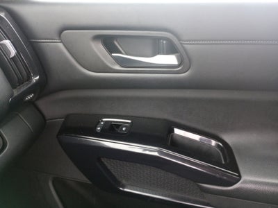 2022 Nissan Pathfinder S 2WD