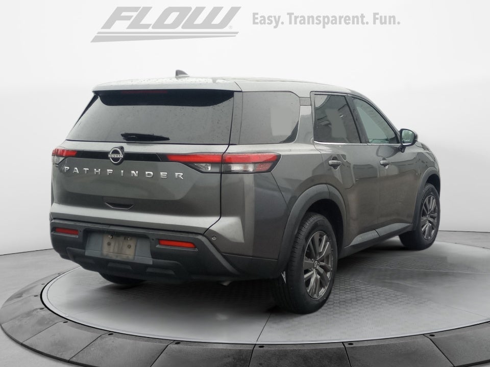 2022 Nissan Pathfinder S 2WD