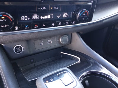 2021 Nissan Rogue Platinum FWD