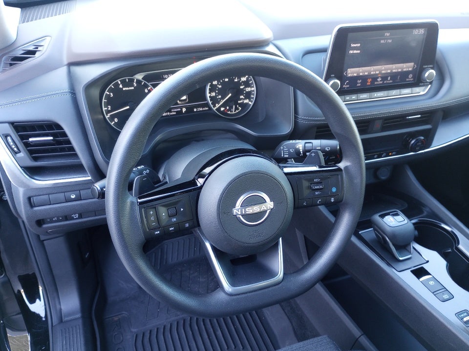 2023 Nissan Rogue SV FWD