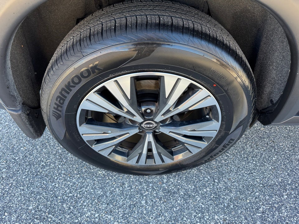 2023 Nissan Rogue SV FWD