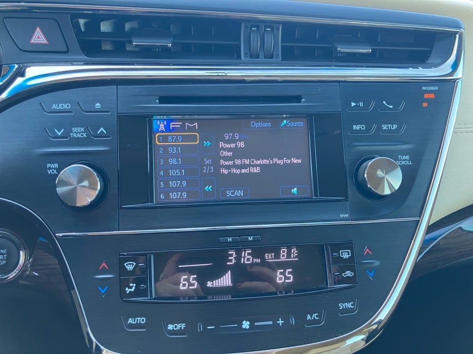 2014 Toyota Avalon XLE