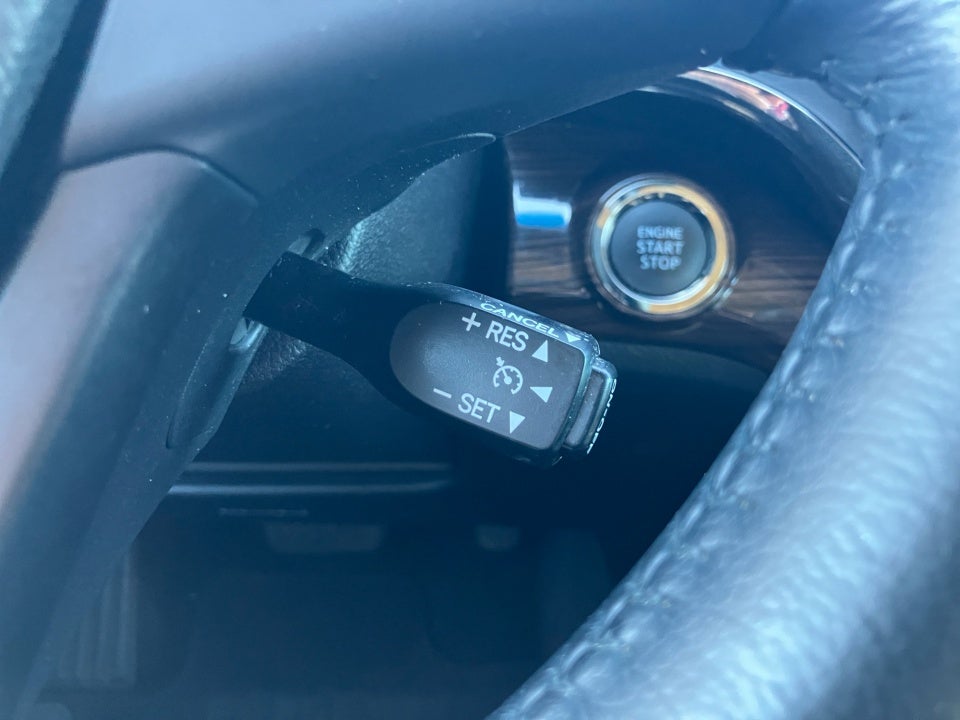 2014 Toyota Avalon XLE