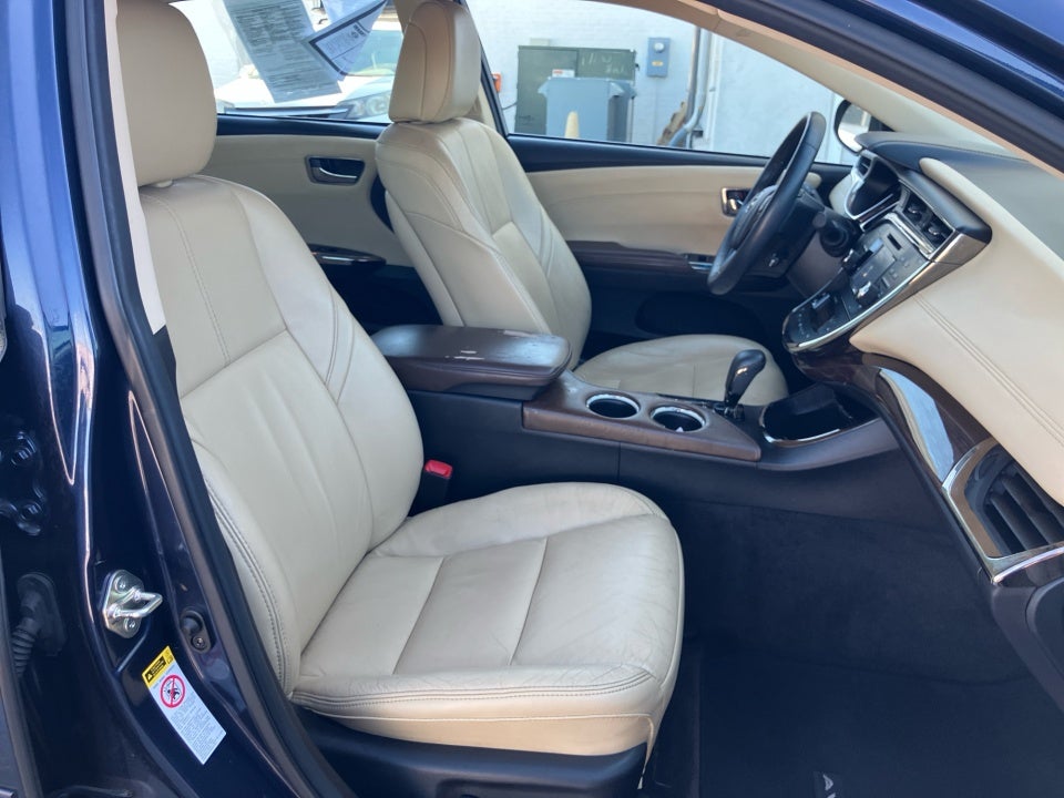 2014 Toyota Avalon XLE