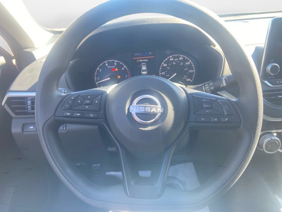 2025 Nissan Altima S FWD