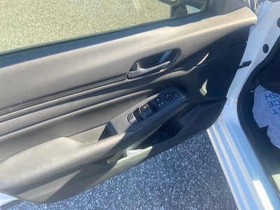 2025 Nissan Altima S FWD