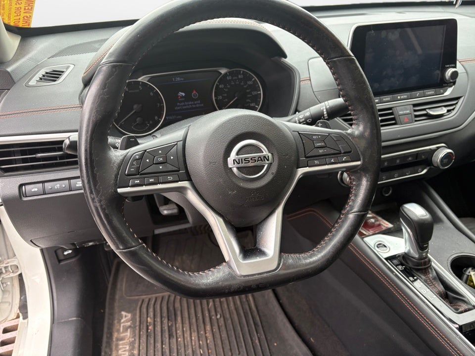 2022 Nissan Altima SR FWD