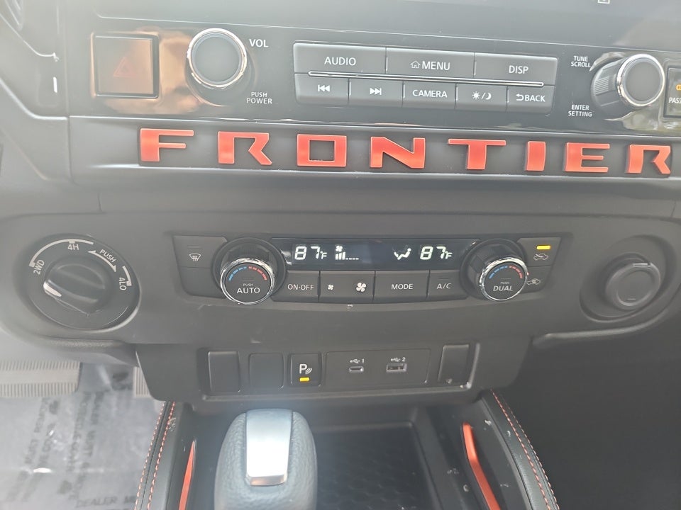 2025 Nissan Frontier Crew Cab PRO-4X 4x4