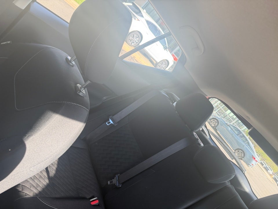 2022 Nissan Kicks SV Xtronic CVT