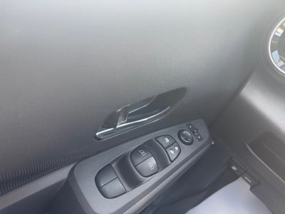 2022 Nissan Kicks SV Xtronic CVT