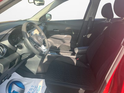2022 Nissan Kicks SV Xtronic CVT