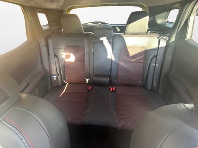 2025 Nissan Kicks SR FWD