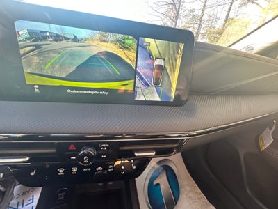 2025 Nissan Kicks SR FWD