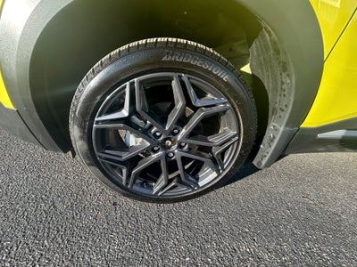 2025 Nissan Kicks SR FWD