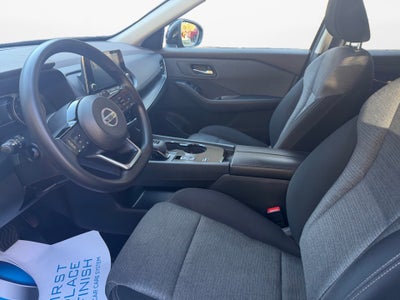 2021 Nissan Rogue SV FWD