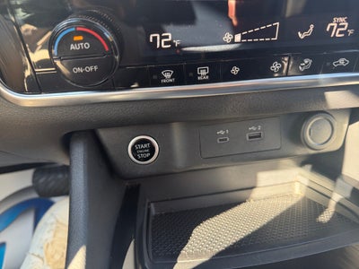 2021 Nissan Rogue SV FWD