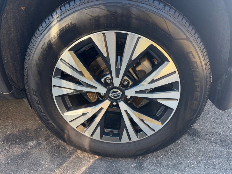 2021 Nissan Rogue SV FWD