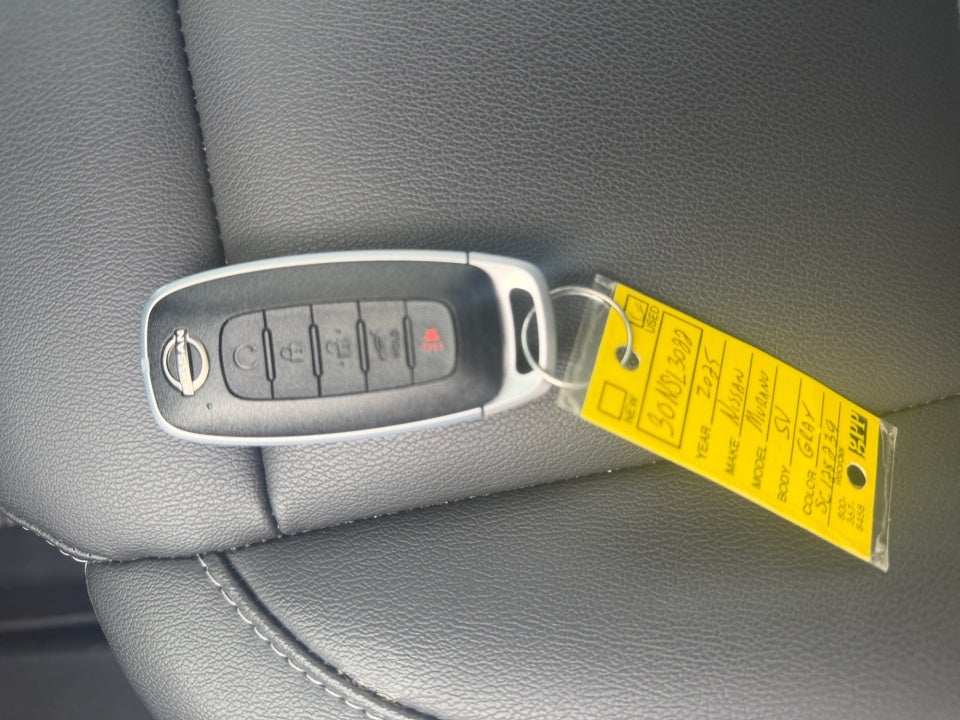 2025 Nissan Murano SV