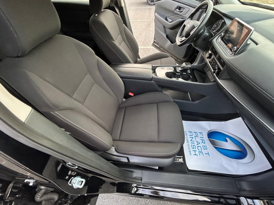 2025 Nissan Rogue S FWD