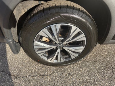 2022 Nissan Rogue SV FWD