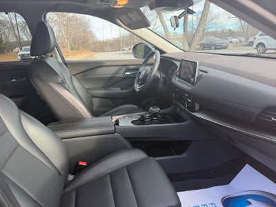 2022 Nissan Rogue SV FWD