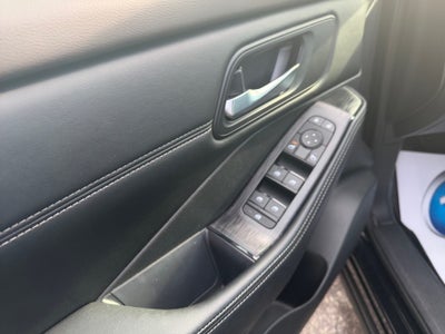 2022 Nissan Rogue SV FWD