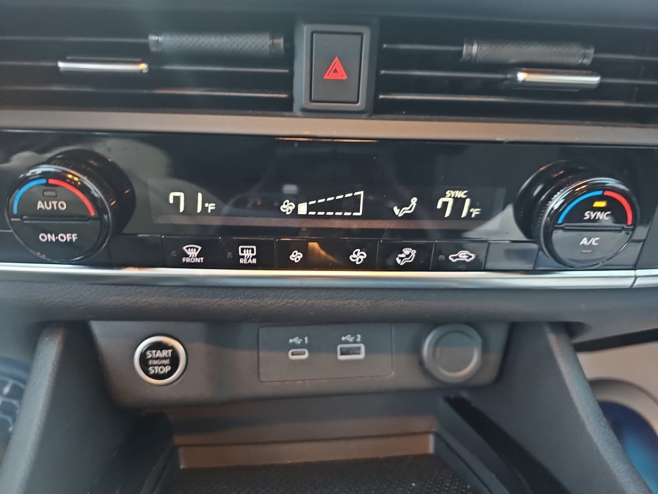 2023 Nissan Rogue SV FWD