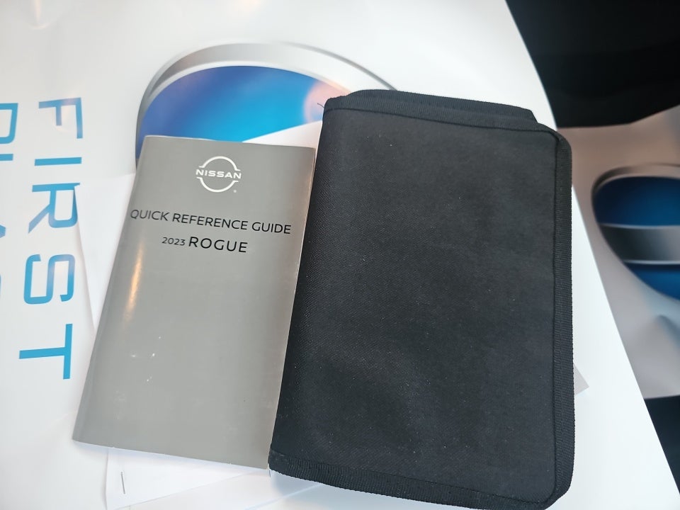 2023 Nissan Rogue SV FWD