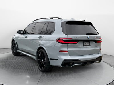 2023 BMW X7 M60i