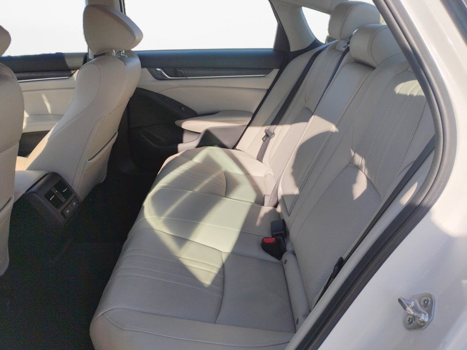 2022 Honda Accord Hybrid Touring