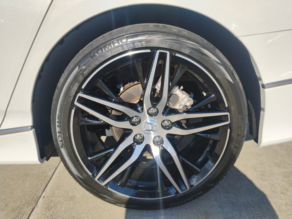 2022 Honda Accord Hybrid Touring